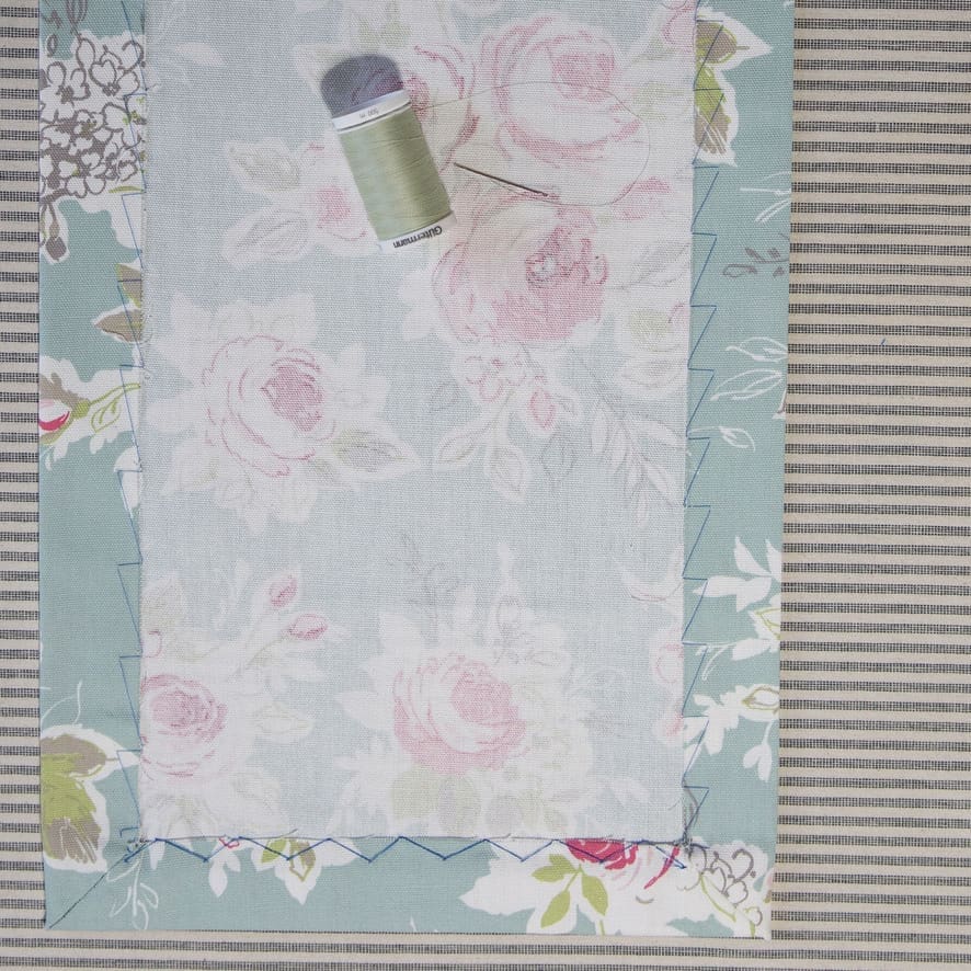 Video Tutorial The Serge Stitch