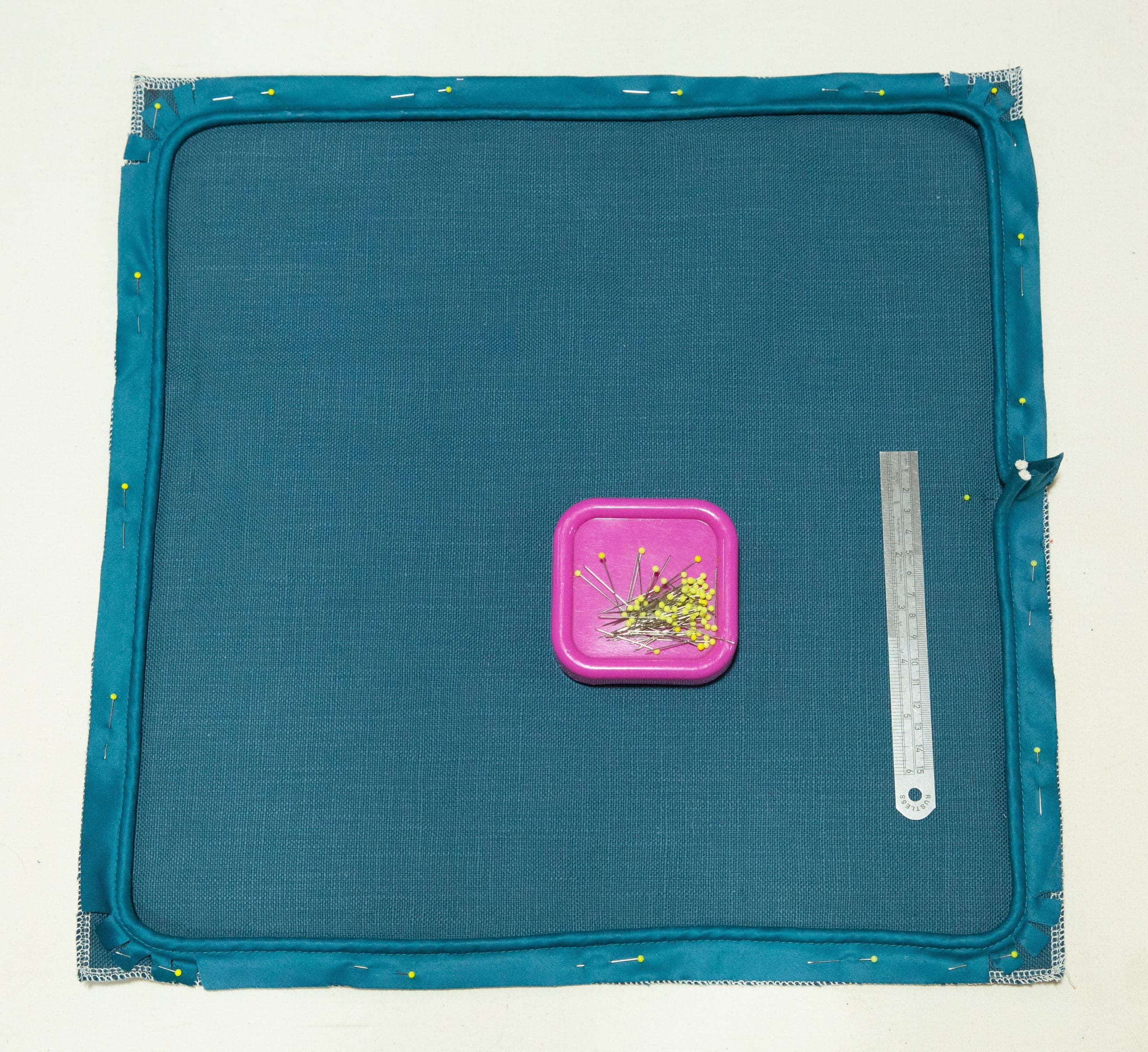 Video Tutorial How to join piping cord on a cushion - Image 2